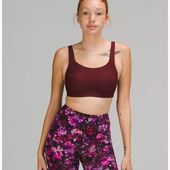 Lululemon Run Times High Support Bra D-DD Cups Red Merlot Adjustable Straps Brea - Picture 1 of 2